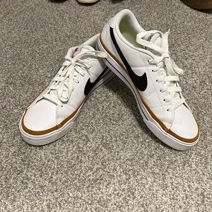 Nike womens sneakers